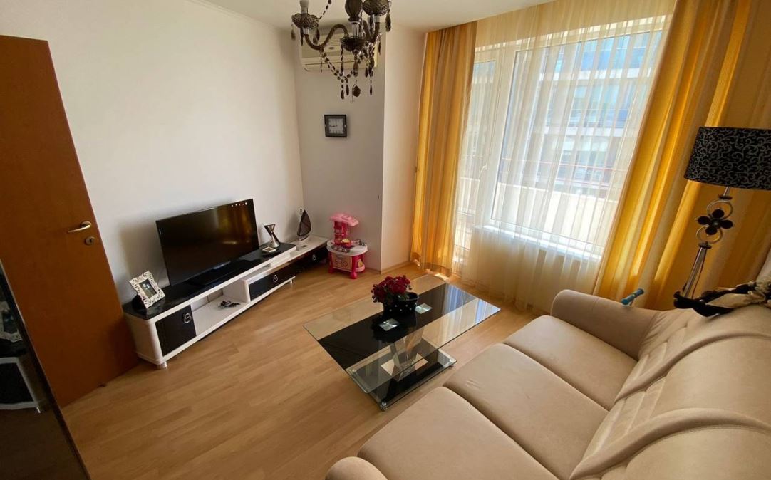 Two-bedroom apartment with sea view on the first line in Elenite – comfort, nature, and tranquility
