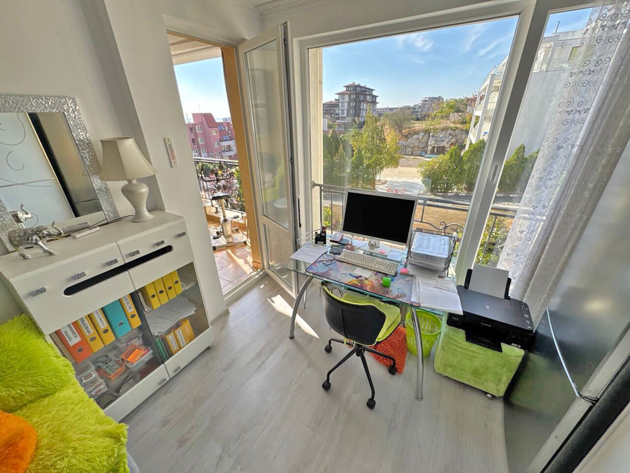 Spacious Furnished Studio in Sveti Vlas – 200 Metres from the Beach, with a Luxury SPA Centre and Excellent Amenities