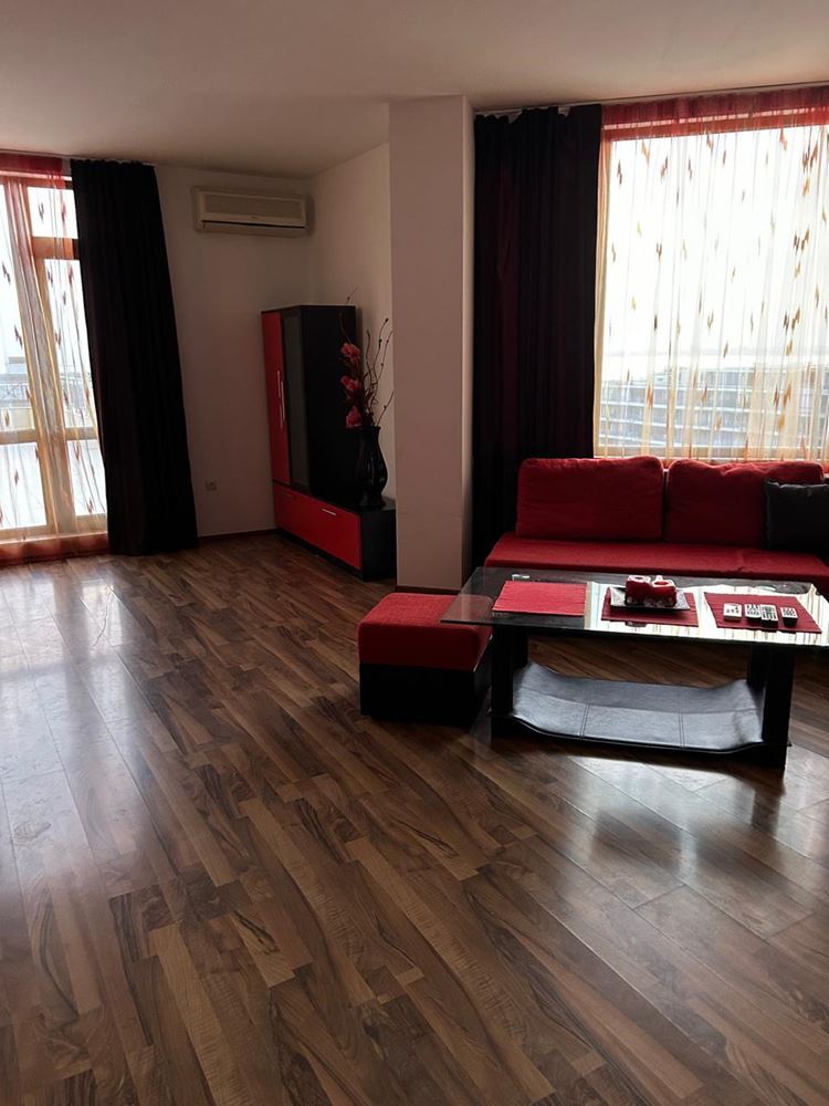 Spacious Apartment with Two Bedrooms and Panoramic Sea View in Sveti Vlas