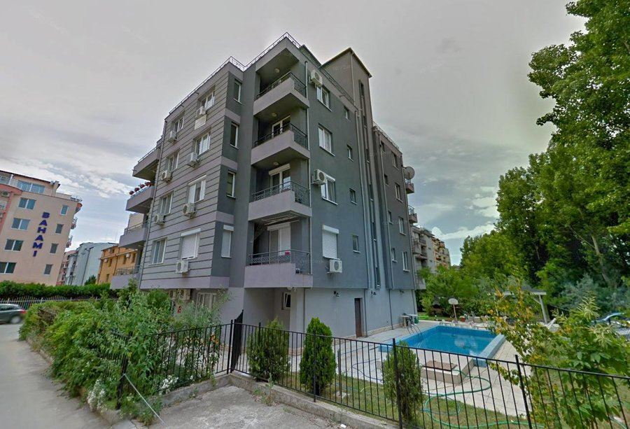 Furnished one-bedroom apartment in the central part of Sunny Beach – excellent location and investment potential
