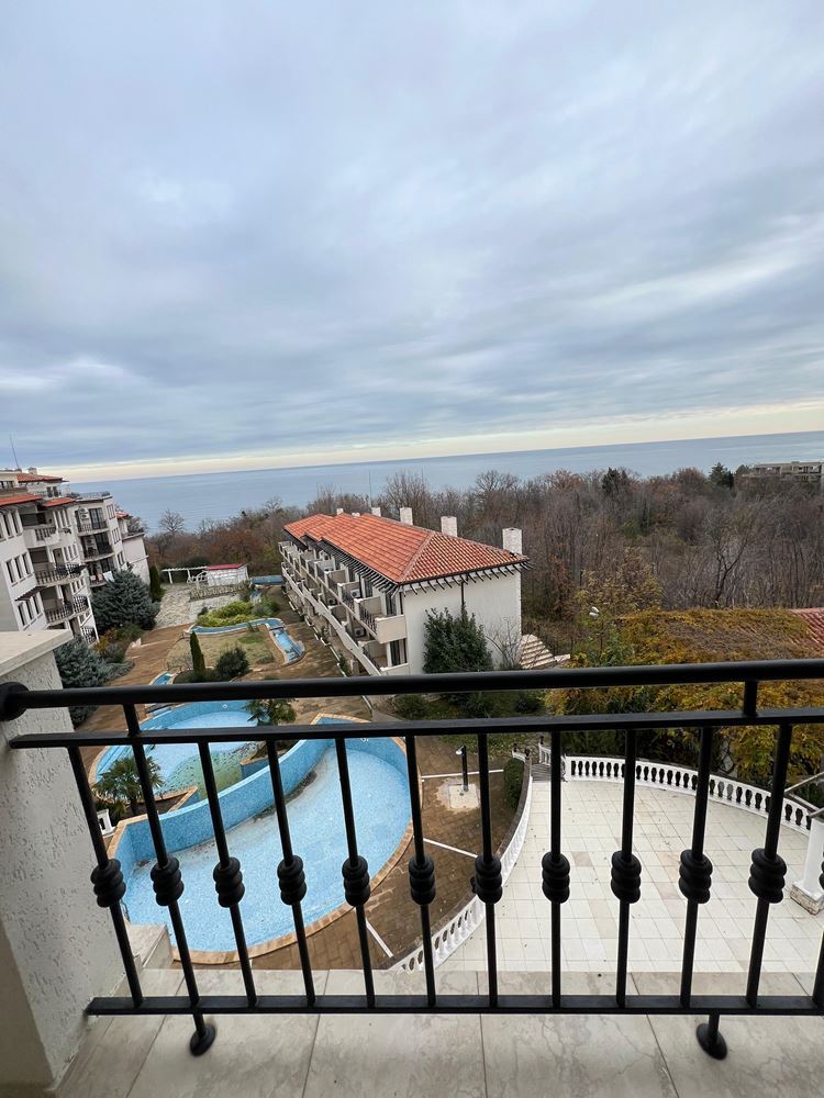 Two-Bedroom Apartment with Panoramic Sea and Pool Views – First Line by the Sea in Obzor!