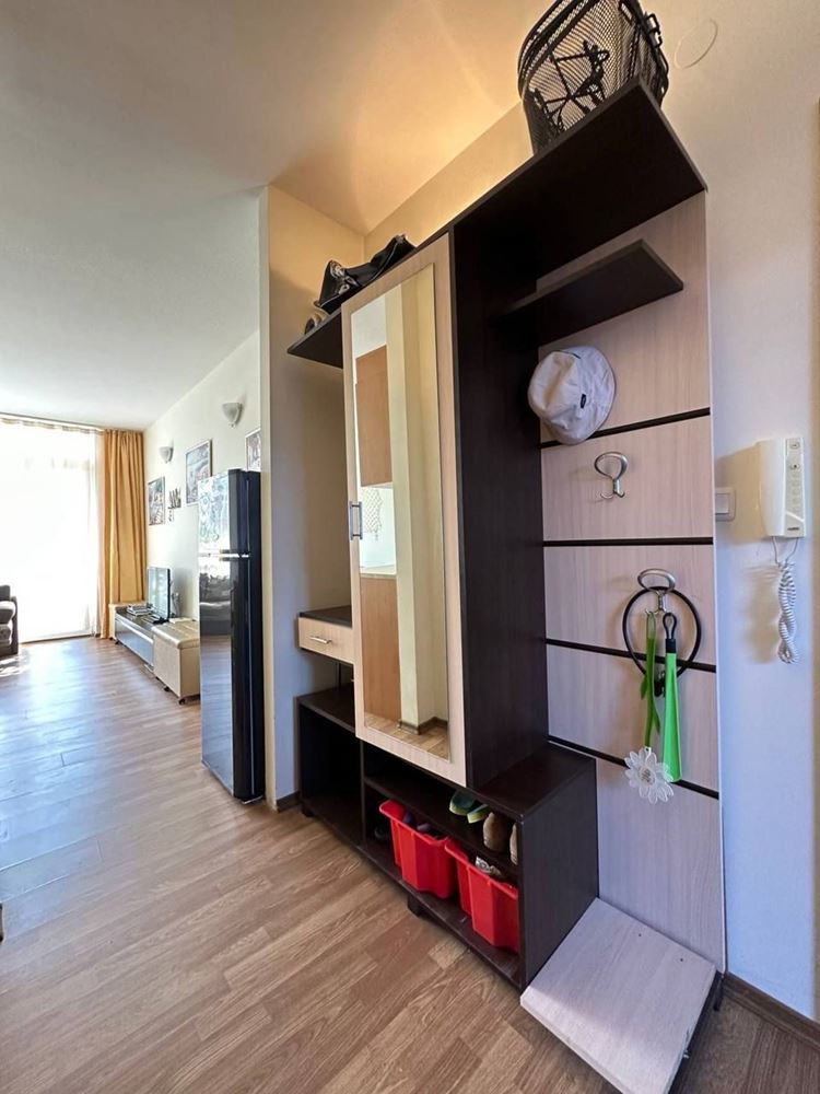 Cozy One-Bedroom Apartment in Ravda with Direct Access to the Pool Area