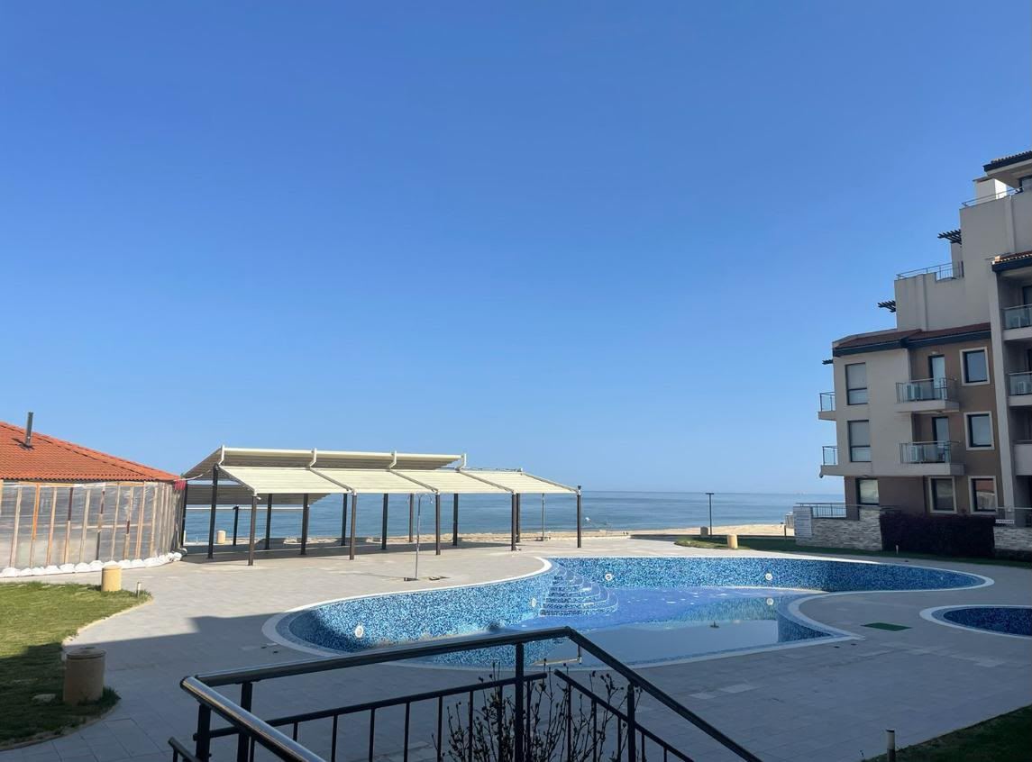 Spacious Two-Bedroom Apartment on the First Sea Line in Obzor with Panoramic Sea View