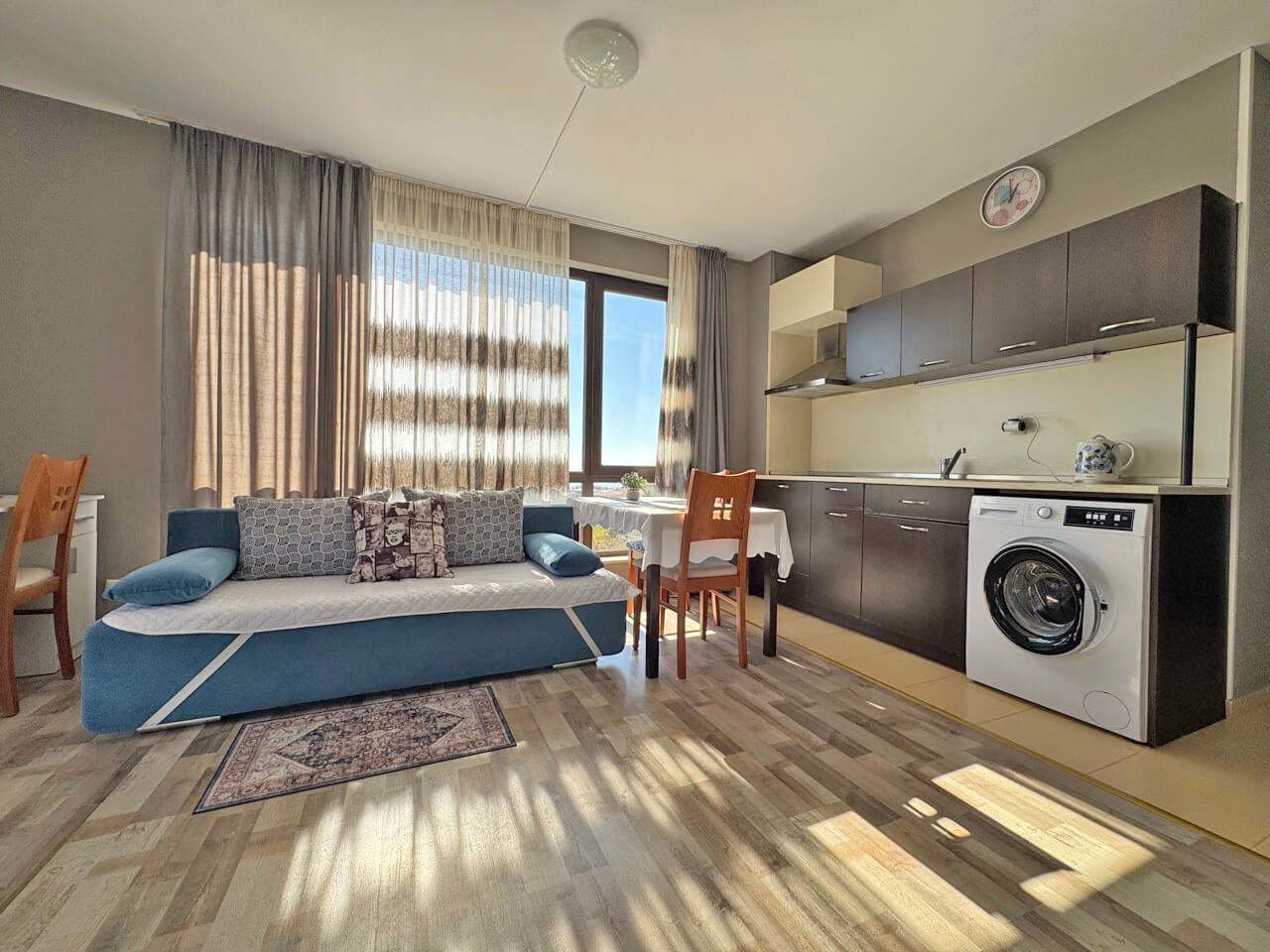 One-Bedroom Apartment with Sea View in Sveti Vlas – Luxury, Swimming Pools and SPA Facilities All Year Round