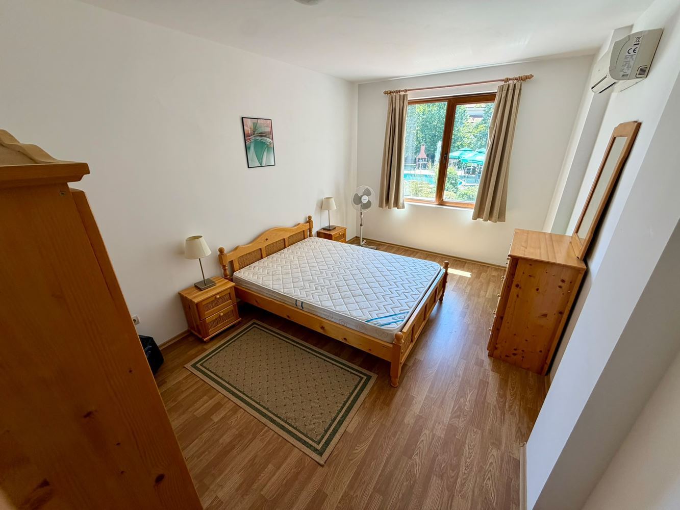 Spacious One-Bedroom Apartment with Pool View in Aheloy