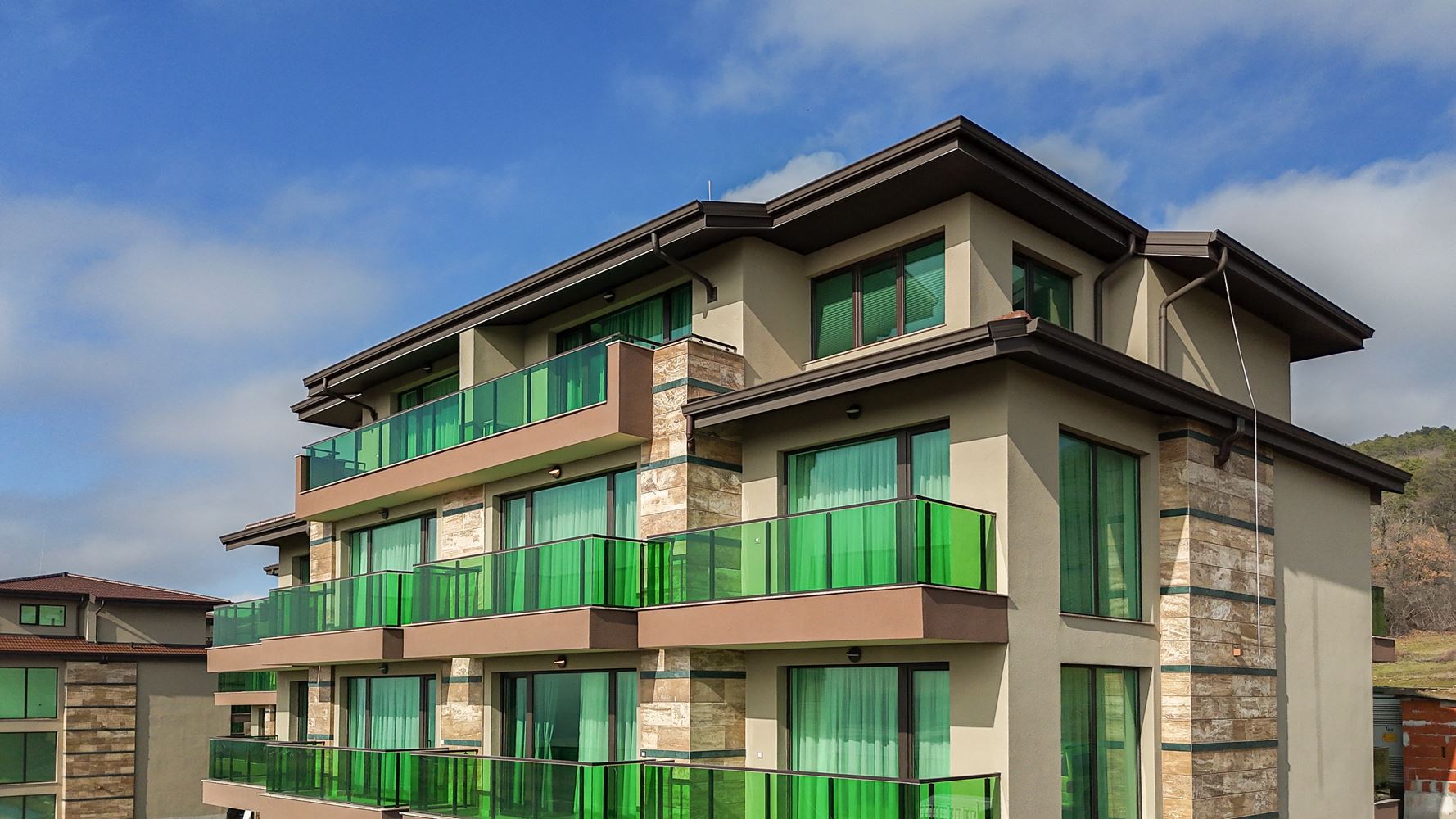 Two-Bedroom Apartment with Panoramic Sea Views in a Quiet, Green Complex in Sunny Beach