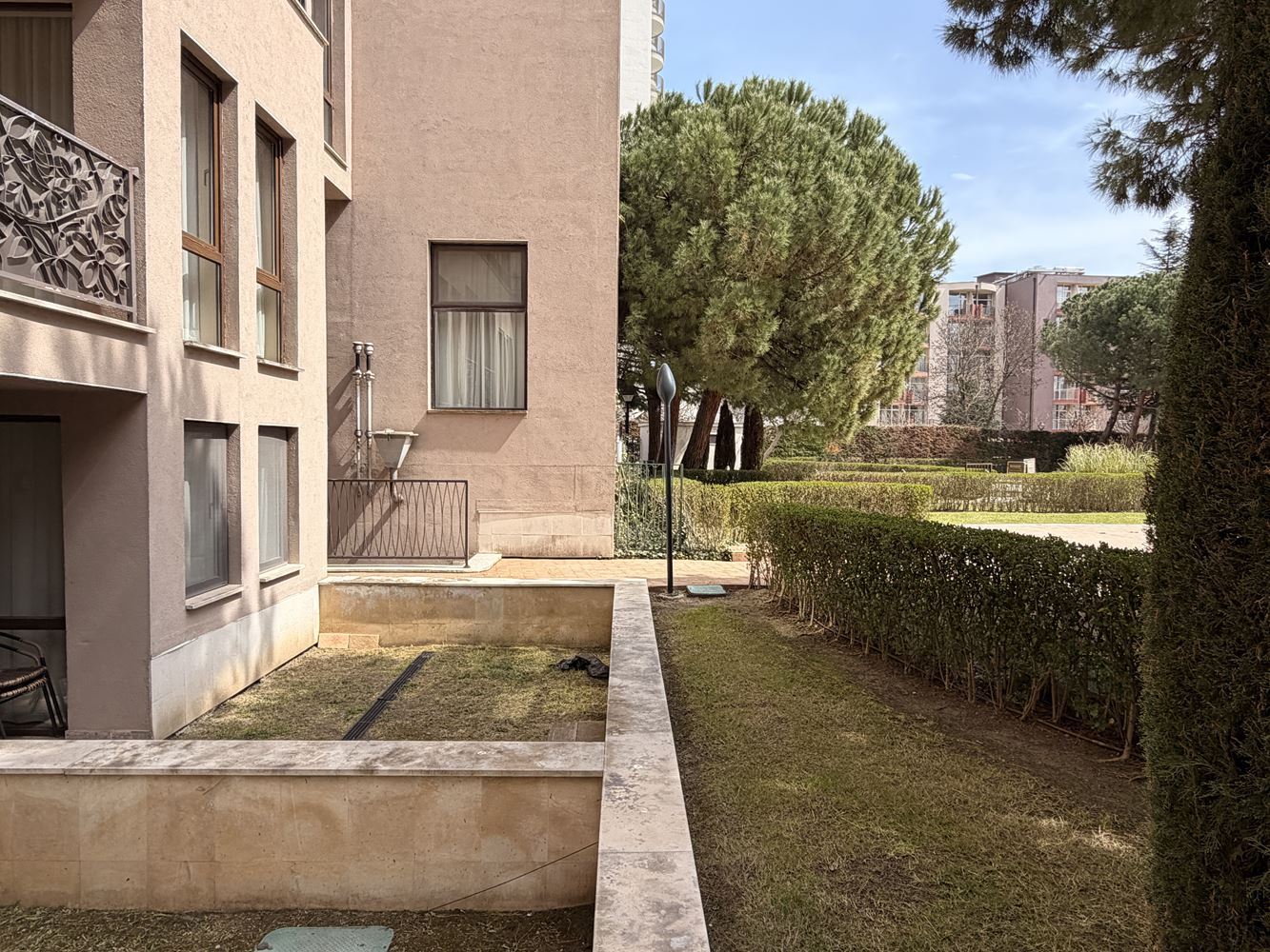 Exclusive studio with garden and direct pool access – 100 m from the sea in Sunny Beach