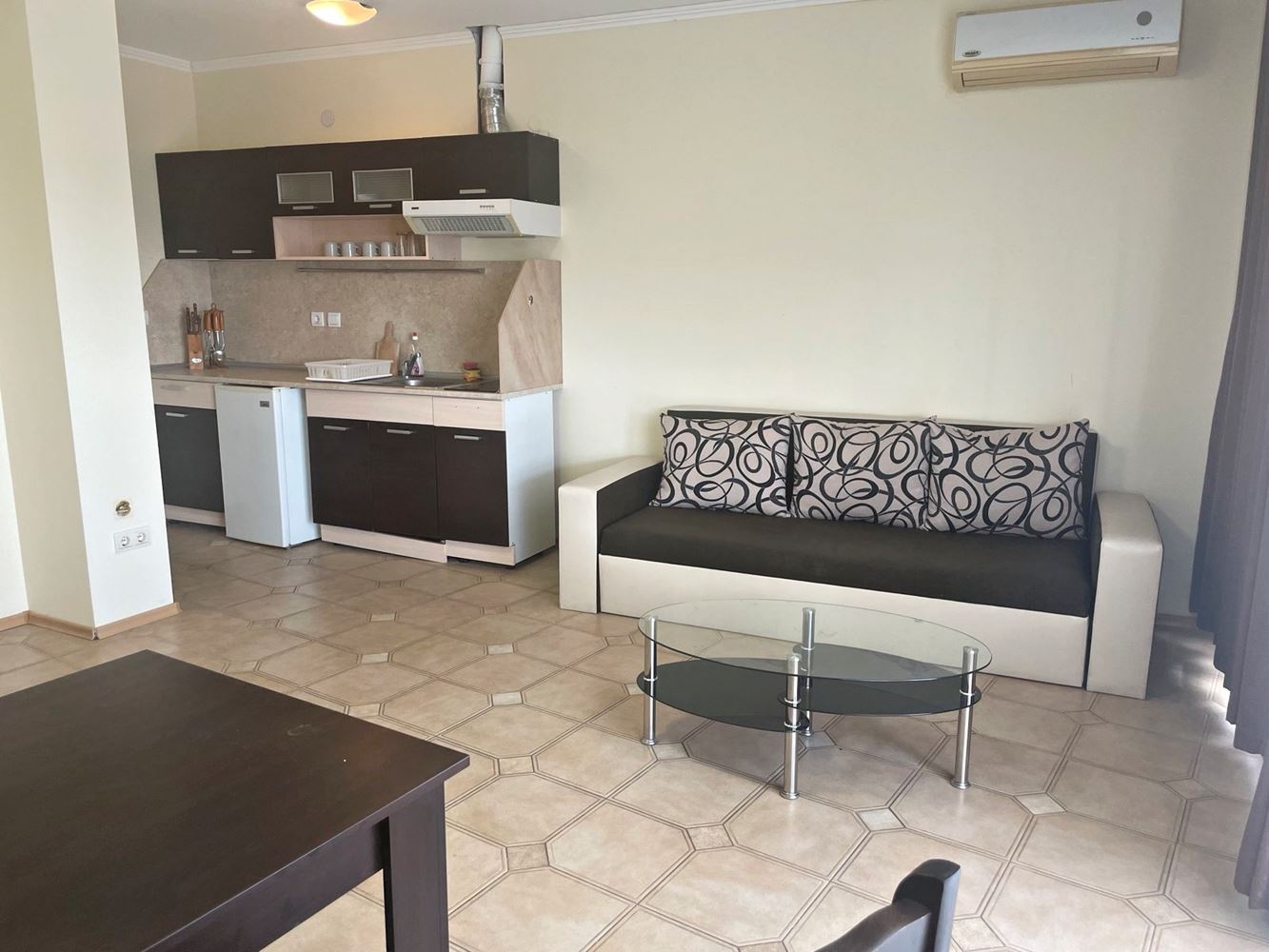 Spacious One-Bedroom Apartment with Pool View in Sunny Beach