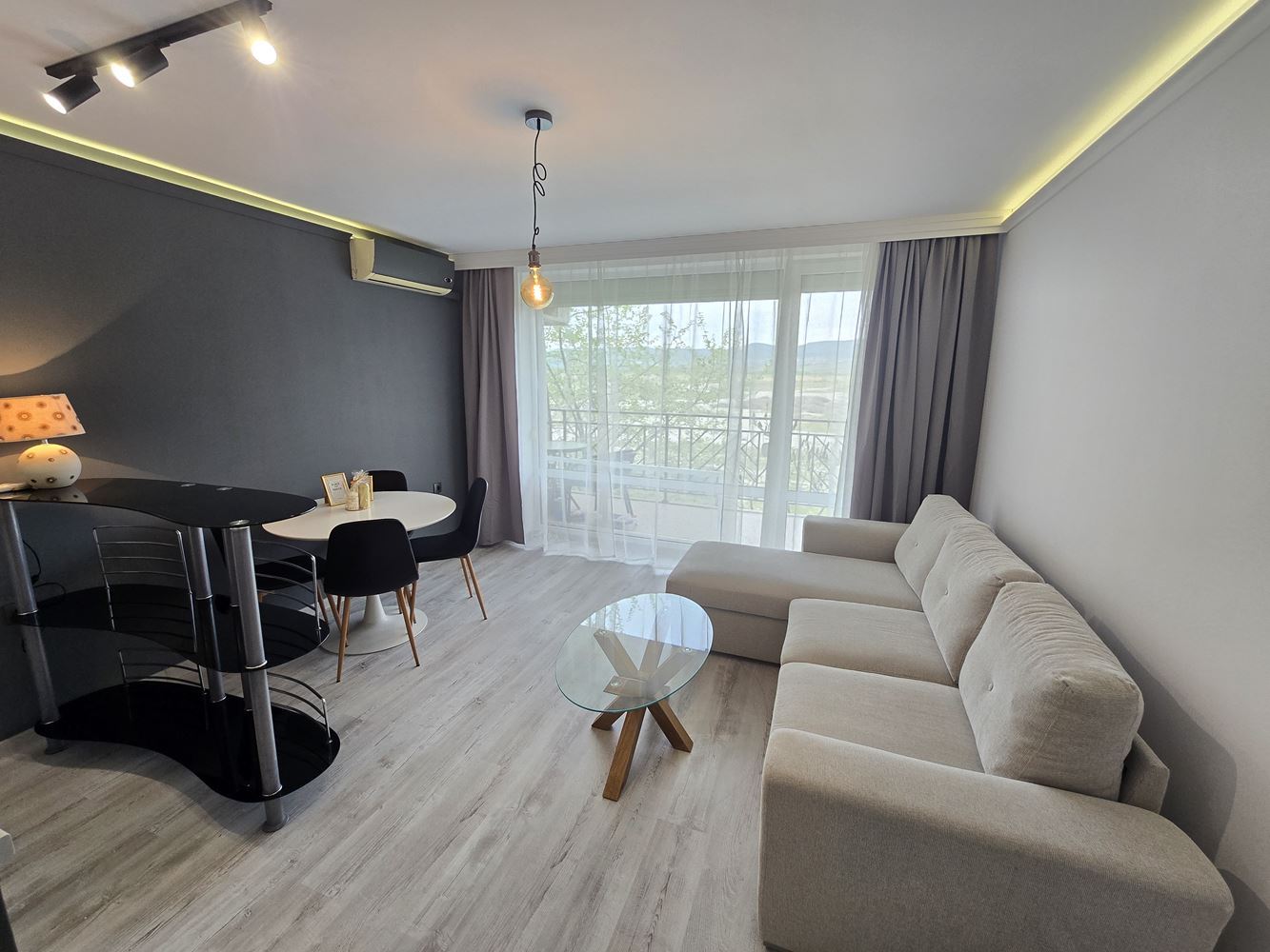 Modern studio with new renovation and peaceful view – an excellent place for отдых in Sunny Beach