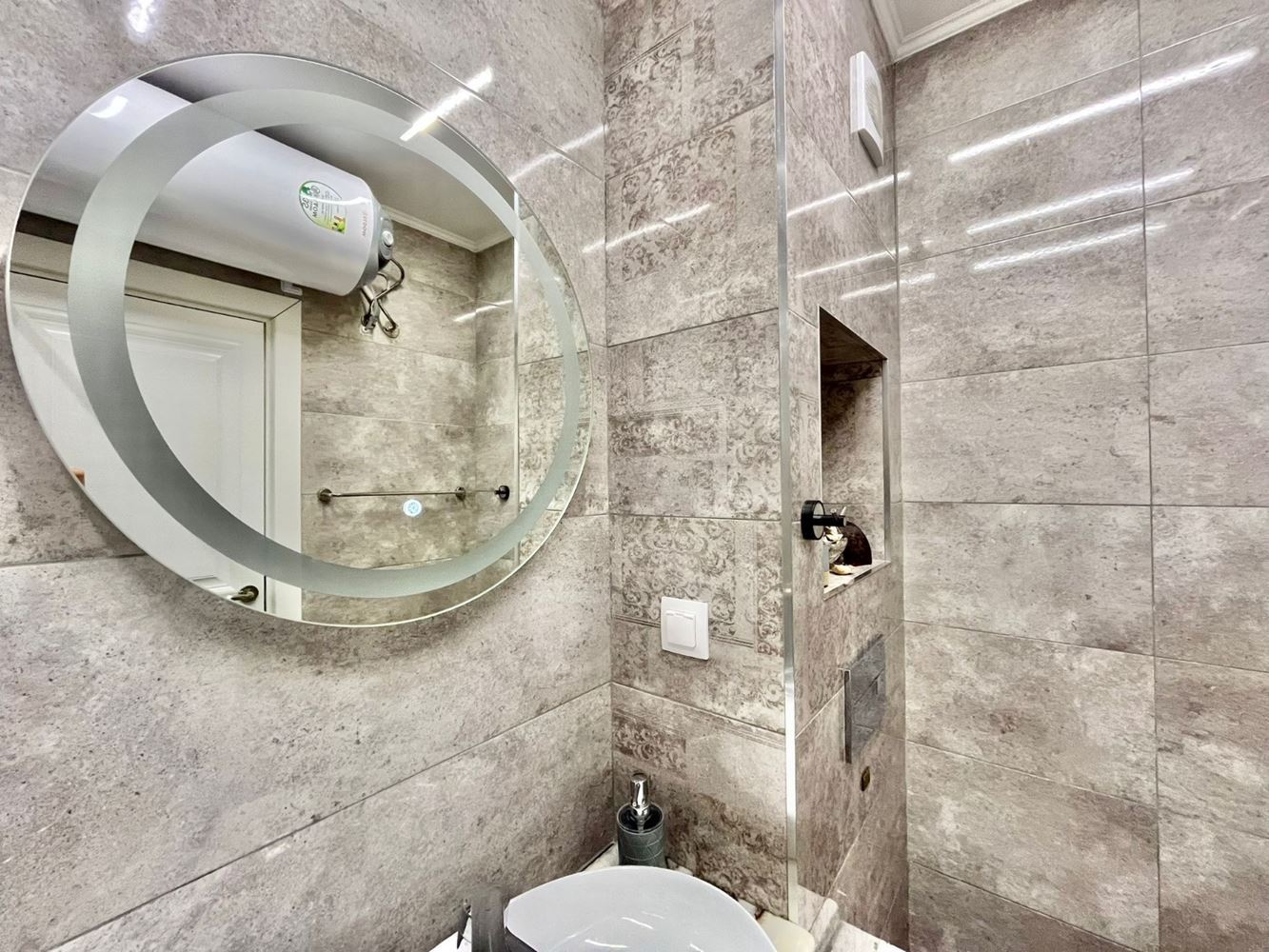 Two-level apartment with two bedrooms in the centre of Ravda – luxury, comfort and excellent location close to the sea