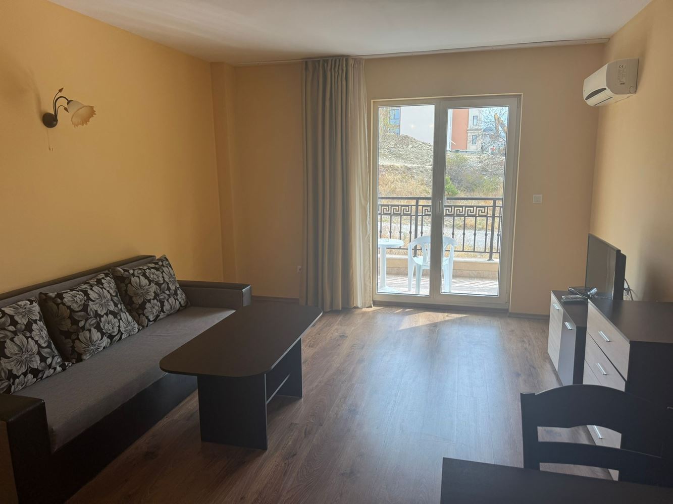 Spacious One-Bedroom Apartment in an Elegant Complex in Sunny Beach