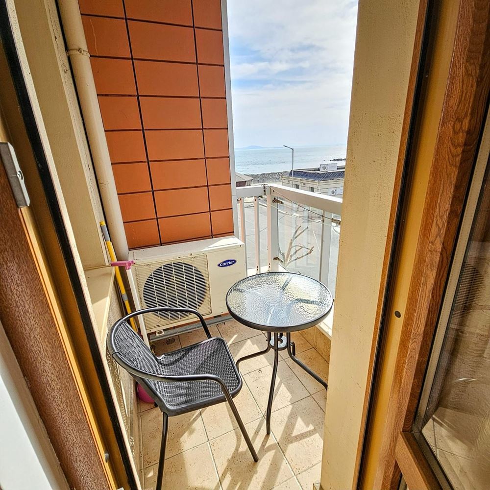 Studio next to the sea - Pomorie, complex with amenities and low monthly fees