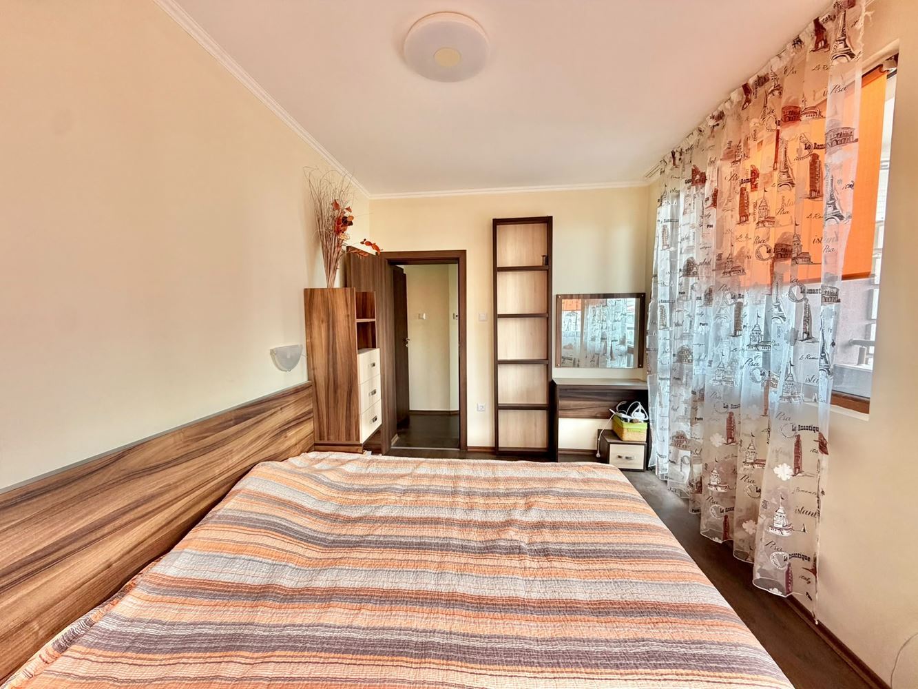 One-bedroom apartment with sea view and low maintenance fee in Ravda