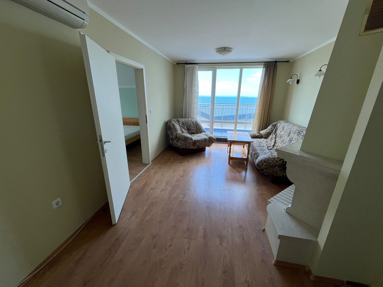 Apartment with two bedrooms on the first line in Pomorie with an impressive sea panorama