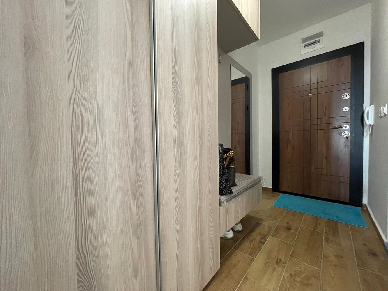 Furnished One-Bedroom Apartment without Maintenance Fee in Sarafovo