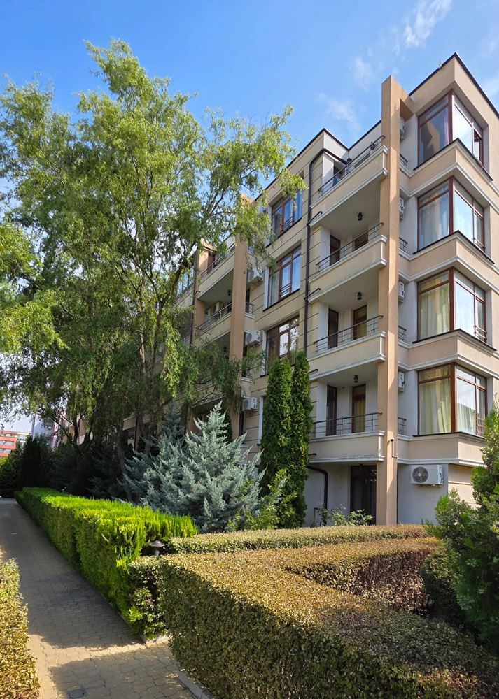 Furnished Studio Apartment in Sunny Beach with Swimming Pool, Parking and Year-Round Security