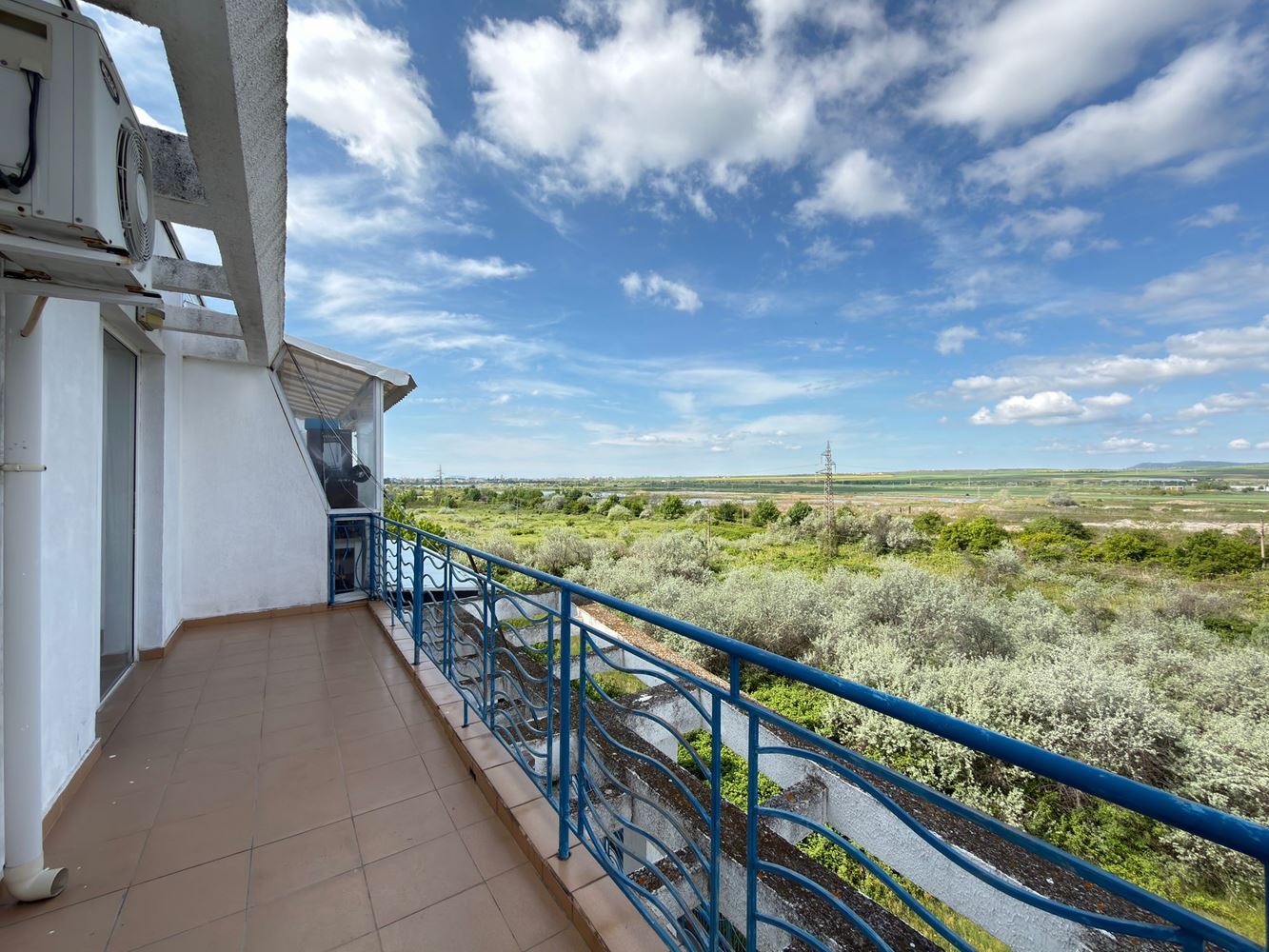 Spacious four-room duplex apartment with panoramic views – comfort and style in the heart of tranquility