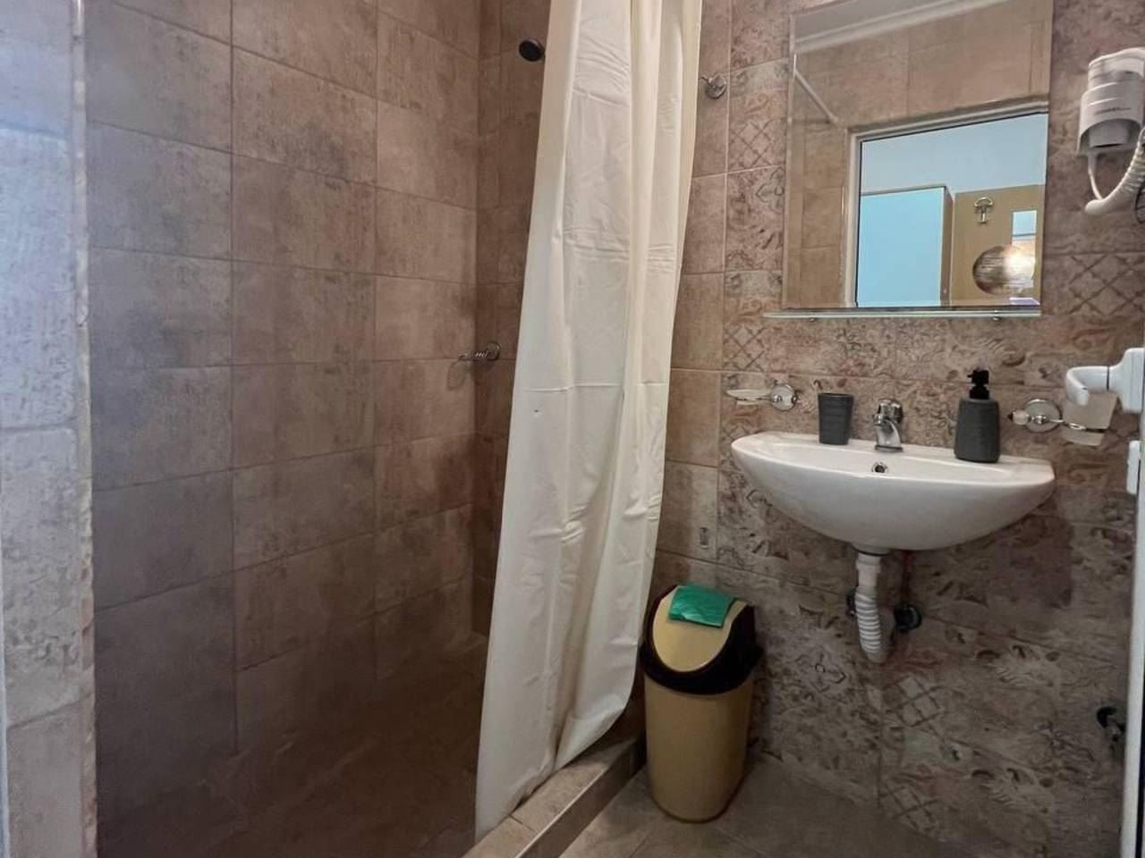 Studio with Direct Access to the Pool in Sunny Beach – Excellent Location and Amenities for Year-Round Use