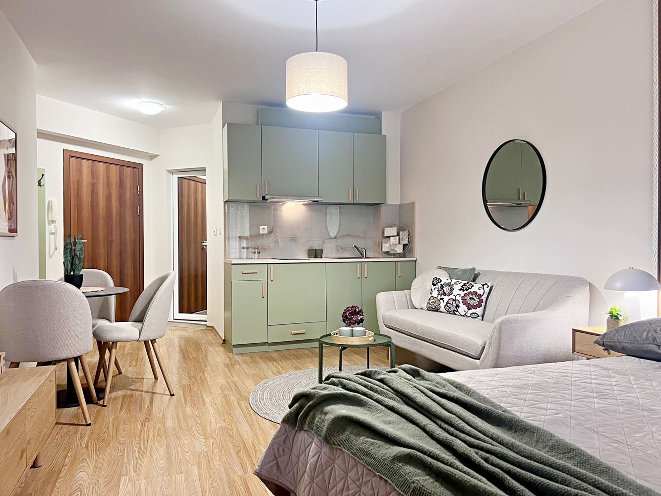 Studio with designer renovation in Sveti Vlas – only 200 m from the sea