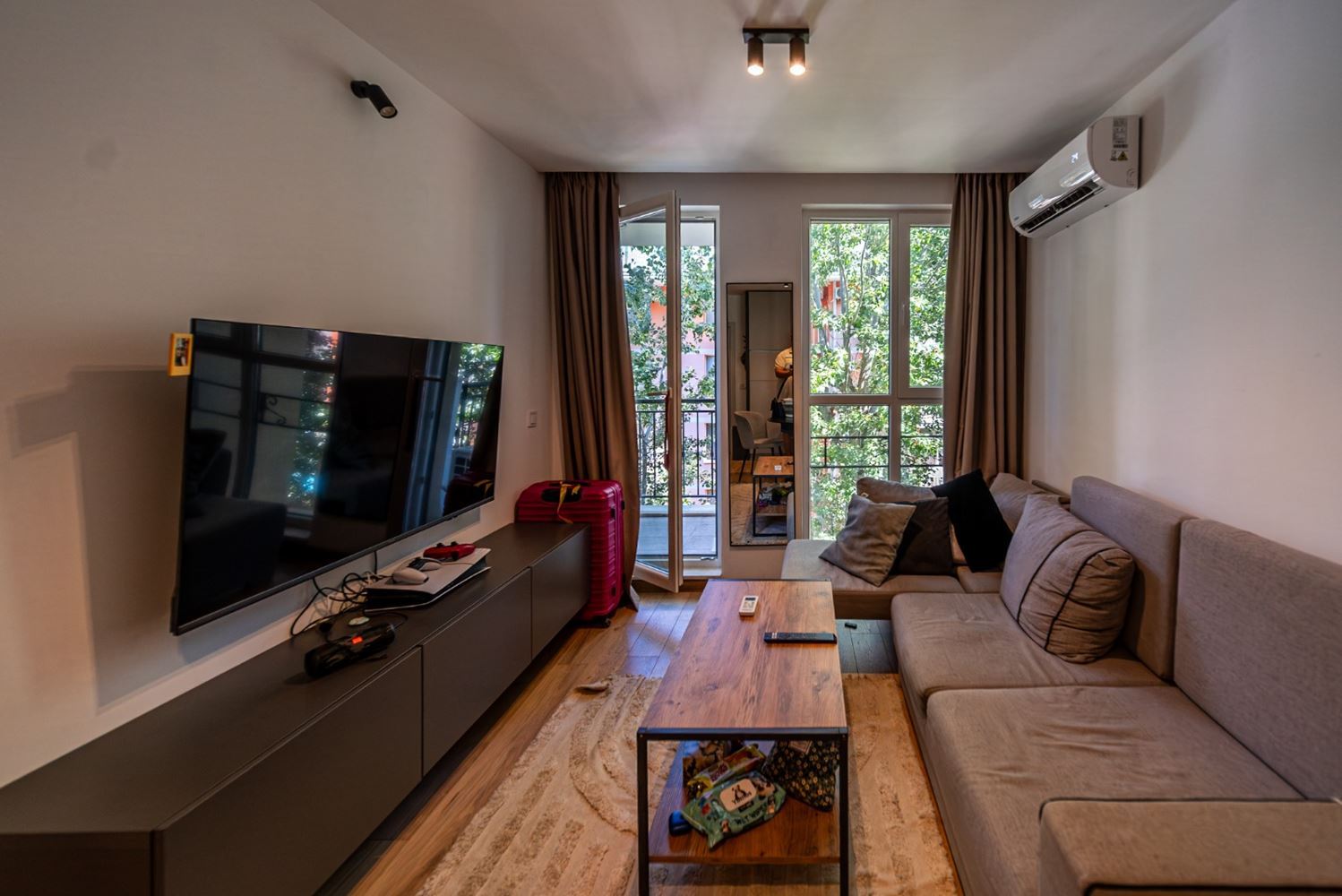Luxury one-bedroom apartment 5 minutes from the beach in the central part of Sunny Beach