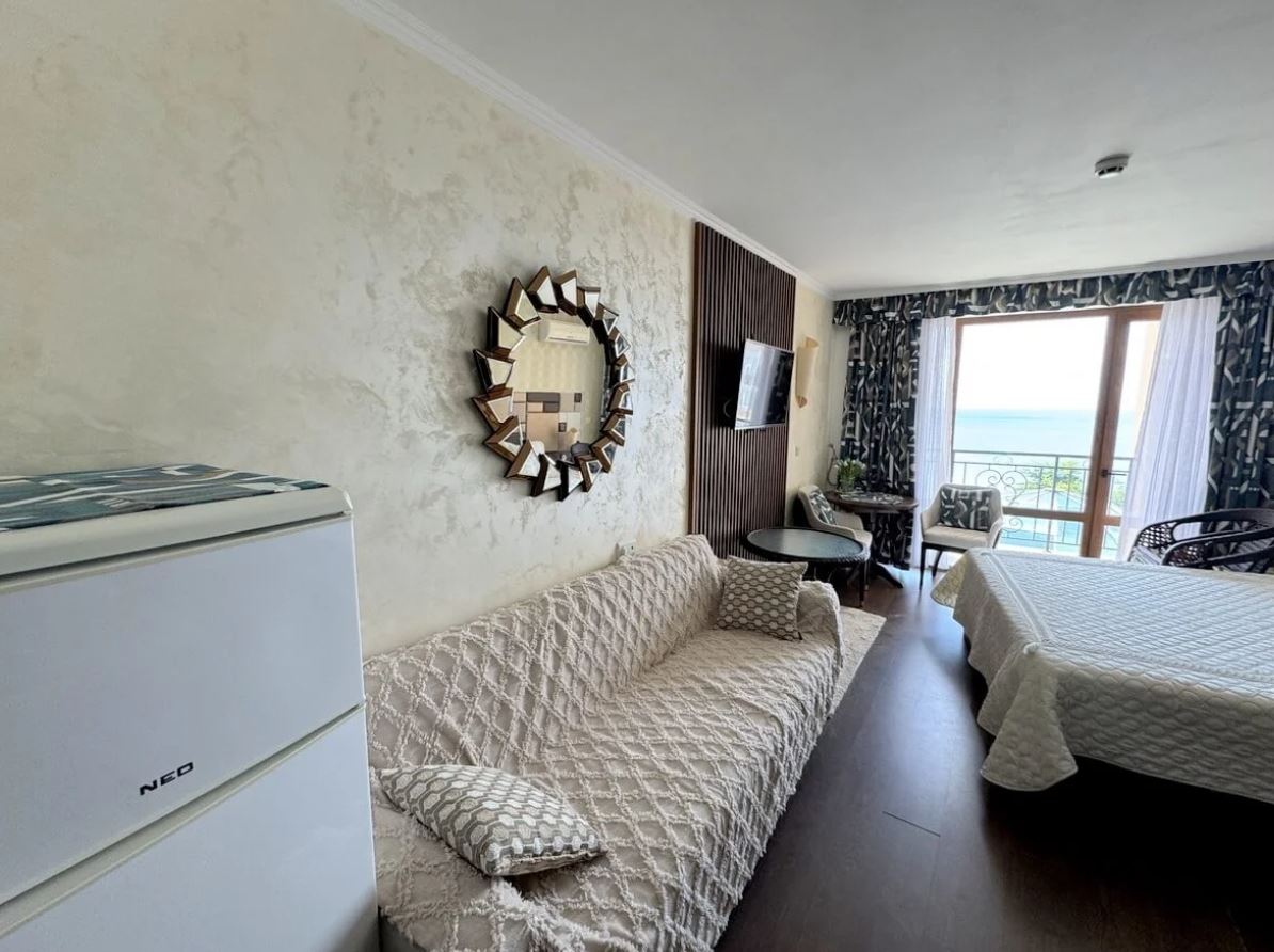 Luxury Studio with Sea View in the Heart of Sveti Vlas