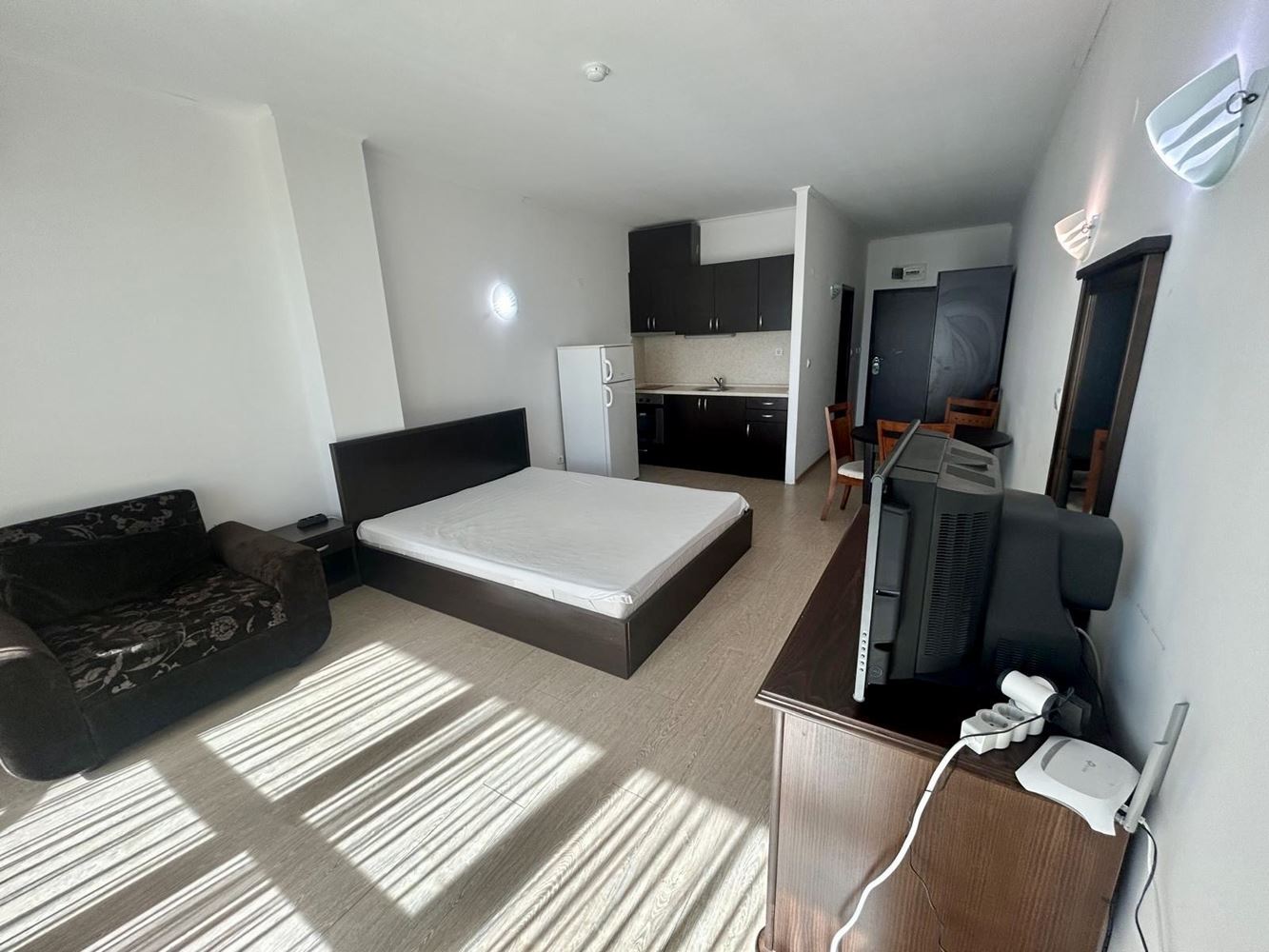 Sunny Beach – spacious studio with sea view only 200 m from the beach