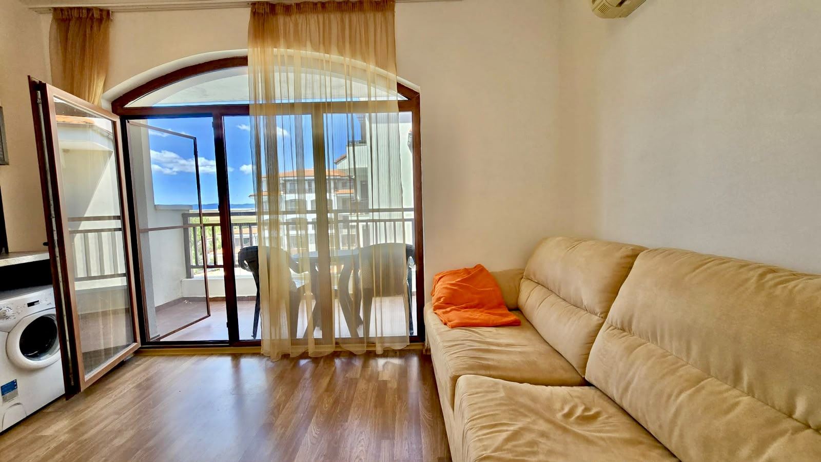 Attractive one-bedroom apartment with pool view in Aheloy