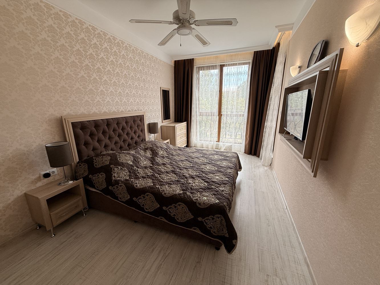Sunny Beach: One-Bedroom Apartment in a Luxury Complex with an Impressive Range of Leisure Facilities