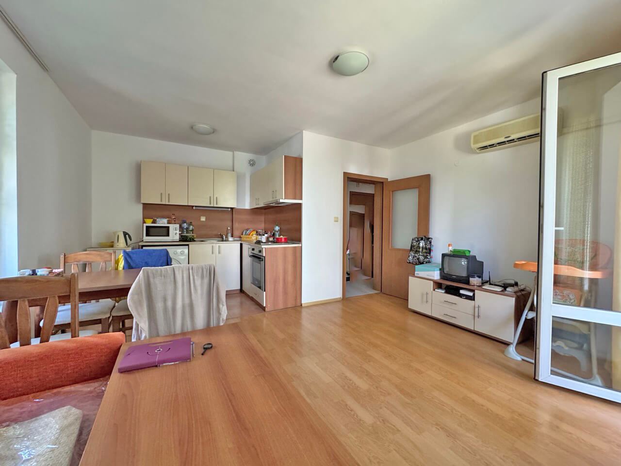 Two-room apartment with pool view, 100 m from the beach in Sunny Beach