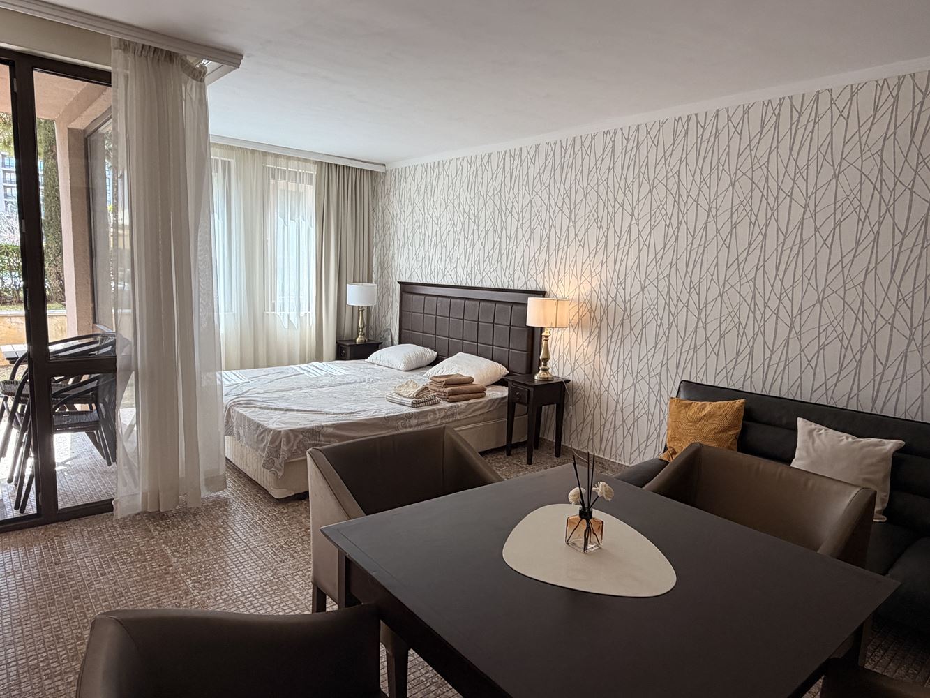 Exclusive studio with garden and direct pool access – 100 m from the sea in Sunny Beach
