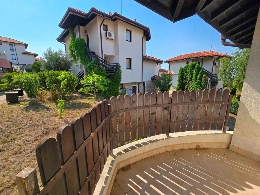 Spacious two-bedroom apartment in a modern complex with pools and excellent infrastructure – ready to move in or for investment