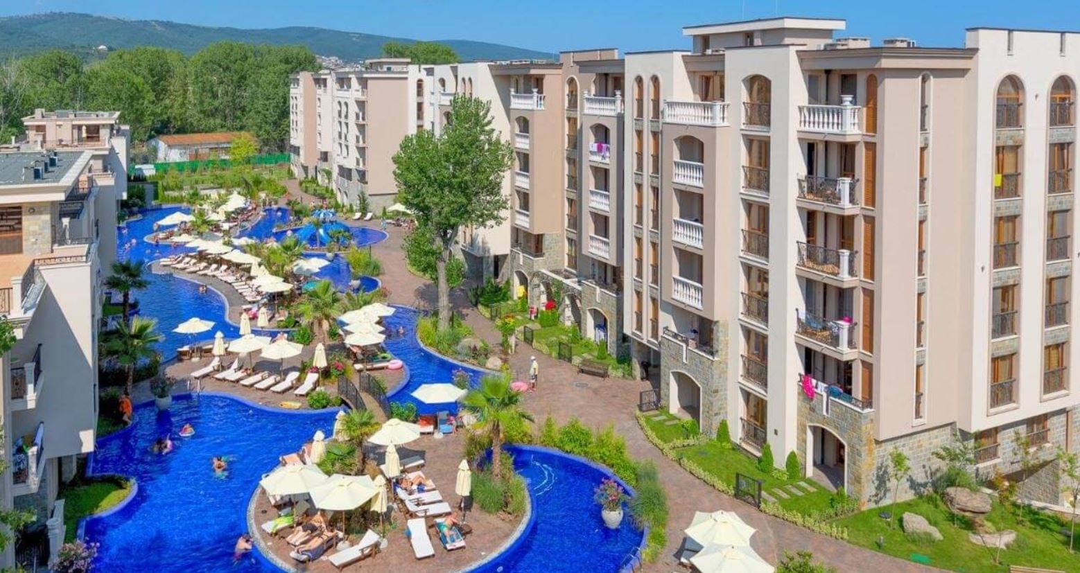 Stylish Studio with Direct Access to the Courtyard in a Luxury Complex in Sunny Beach
