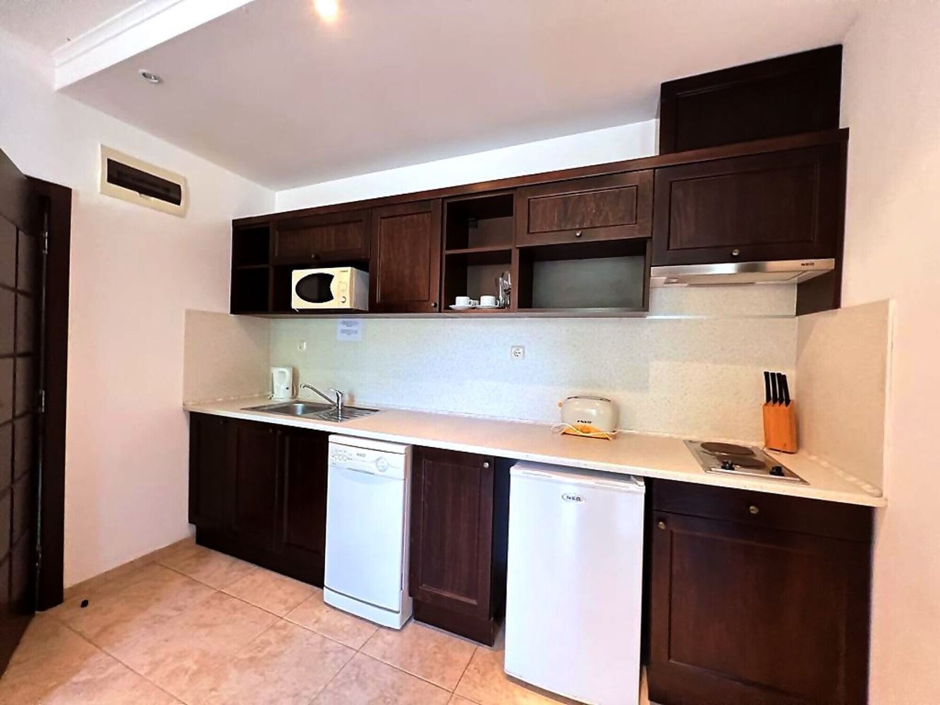 One-Bedroom Apartment on the First Line in Obzor – Seaside Comfort, SPA Facilities and Tranquility Surrounded by Greenery