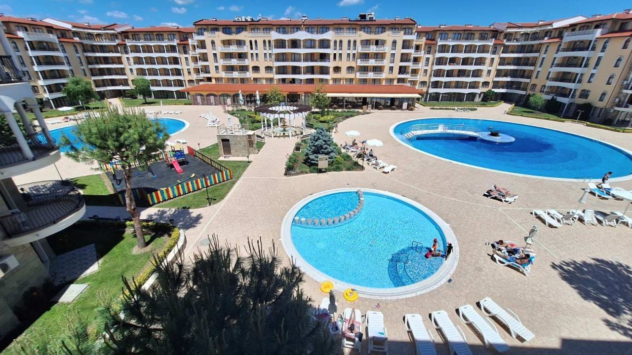 Luxury, Comfort and an Excellent Investment – One-Bedroom Apartment with Pool View in a Prestigious Complex in Sunny Beach