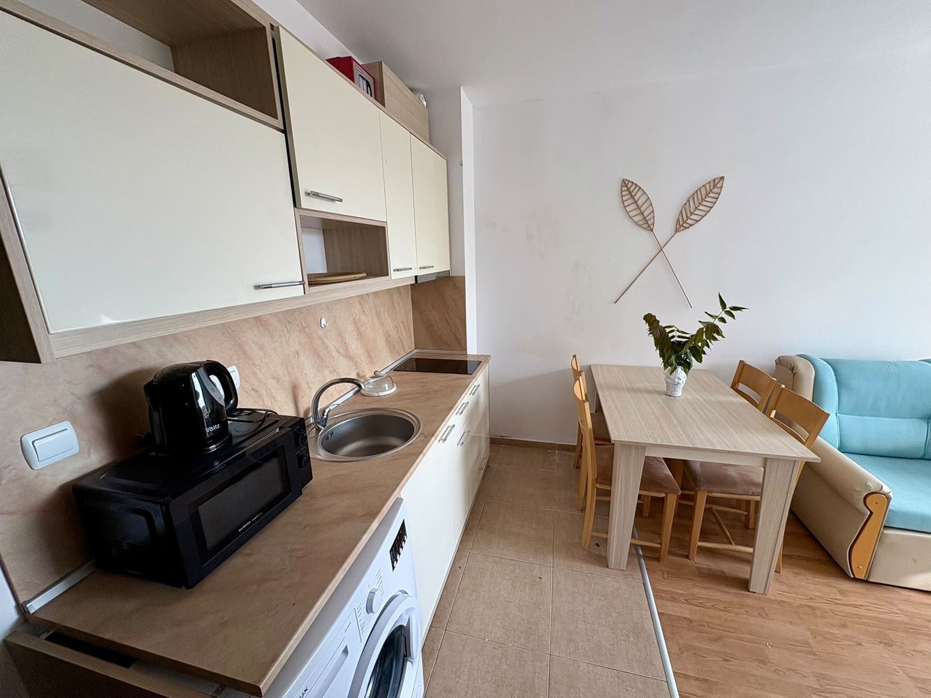 Sunny Beach – Cozy One-Bedroom Apartment with Pool View, Five Minutes from the Beach