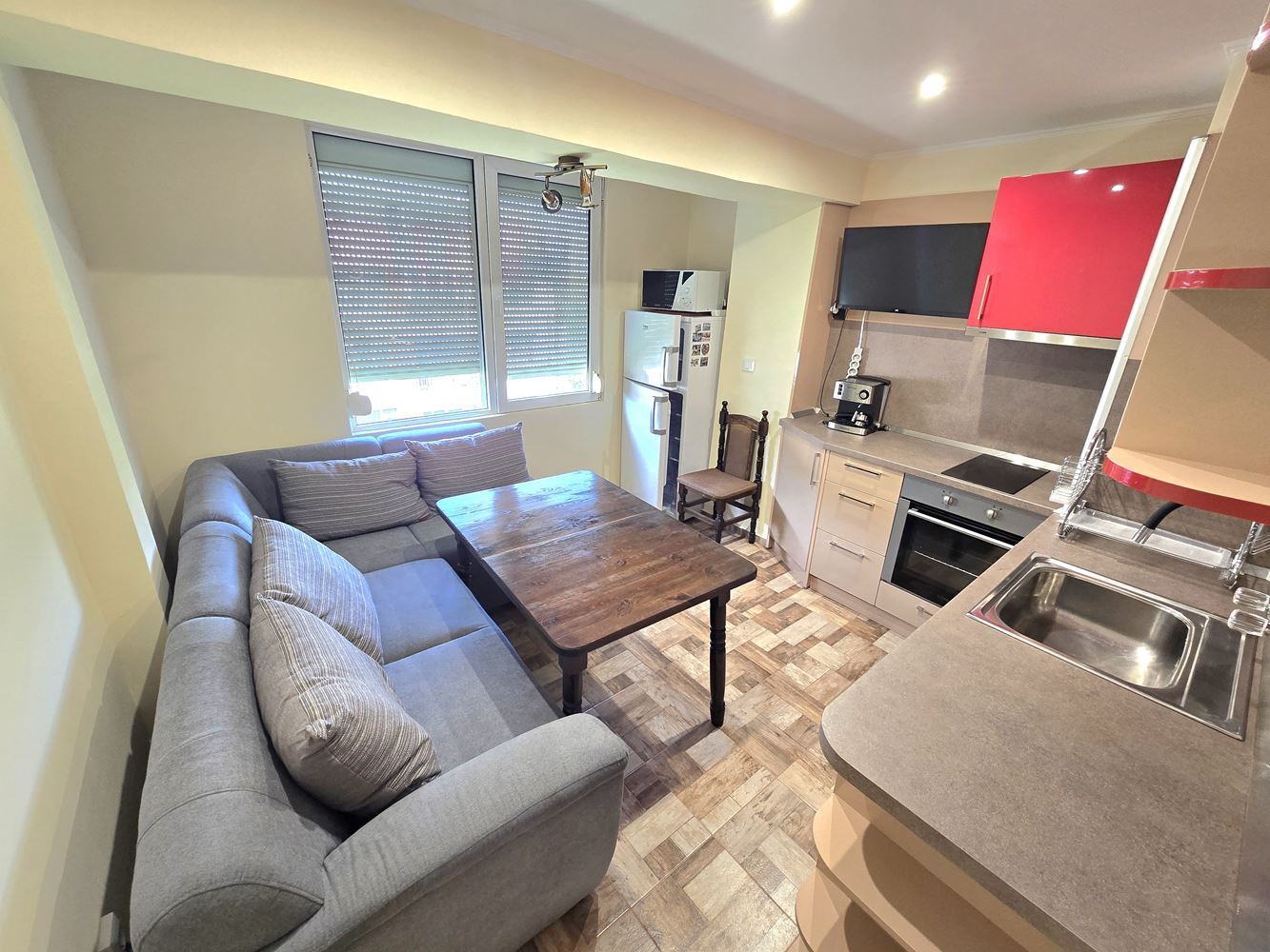 Nessebar – One-Bedroom Apartment with Separate Kitchen and No Maintenance Fee