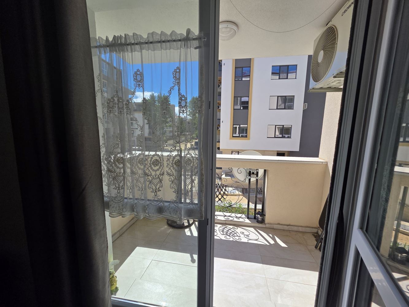 Luxury Three-room Apartment in a Well-Maintained Complex in Sunny Beach