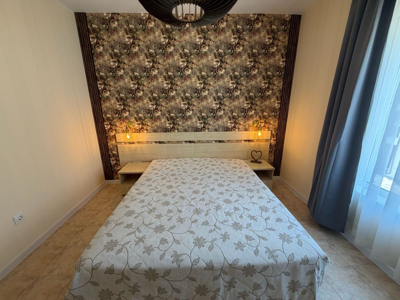 Bright and Spacious One-Bedroom Apartment with Beautiful Pool Views on the Border Between Sunny Beach and Sveti Vlas