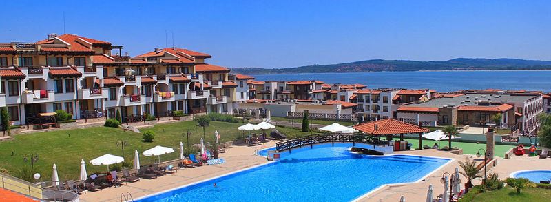 Dream home by the sea – two-bedroom apartment with an excellent location and amenities