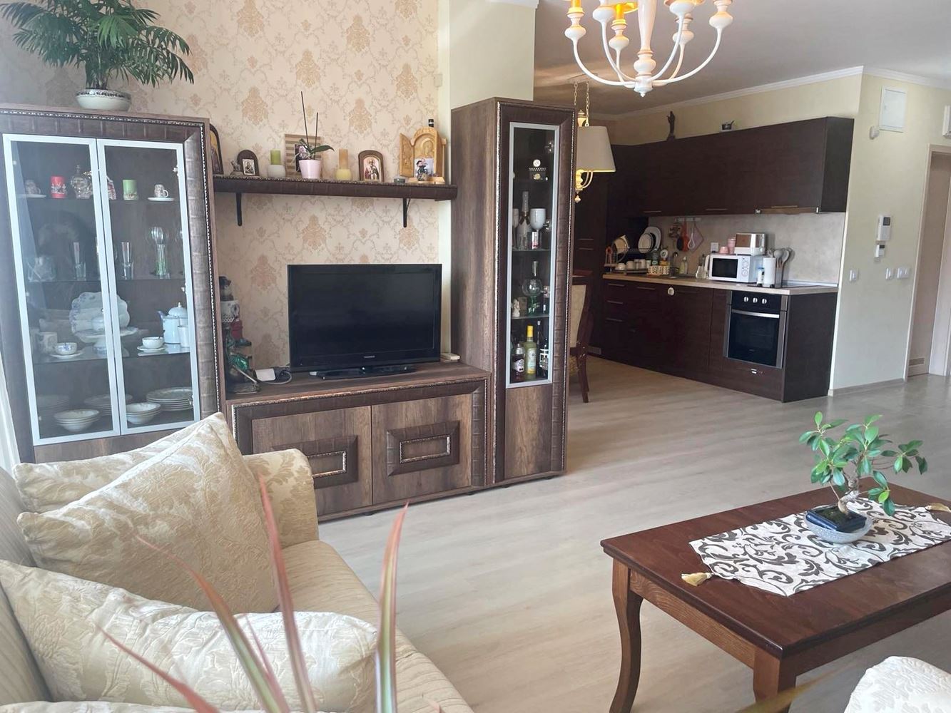 Spacious Two-Bedroom Apartment 100 Meters from the Beach in Nessebar