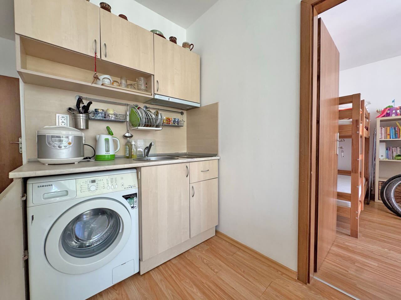 Bright One-Bedroom Apartment with Pool View in an Excellent Well-Maintained Complex in Sunny Beach