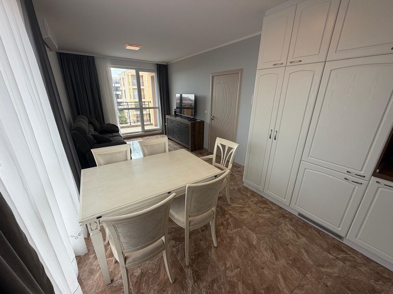 Apartment with 2 Bedrooms in a Modern Complex with Beautiful Green Surroundings in Ravda