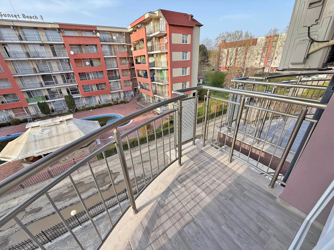 Luxuriously furnished one-bedroom apartment in Sunny Beach – peace, greenery, and excellent location