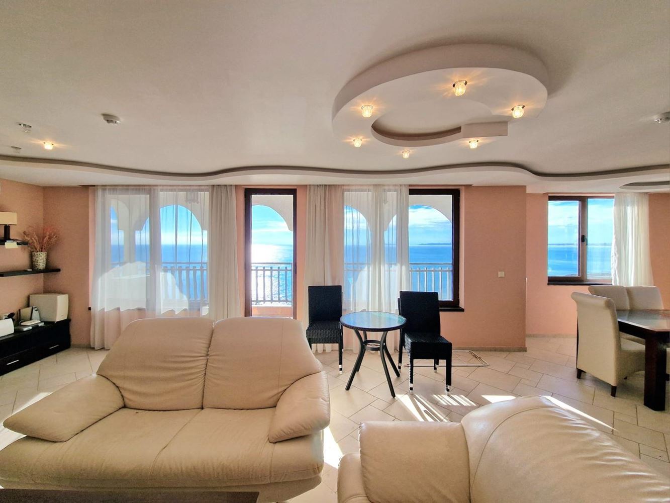 Seaside Two-Bedroom Oasis in Sveti Vlas – Space, Comfort and Impressive Sea Views