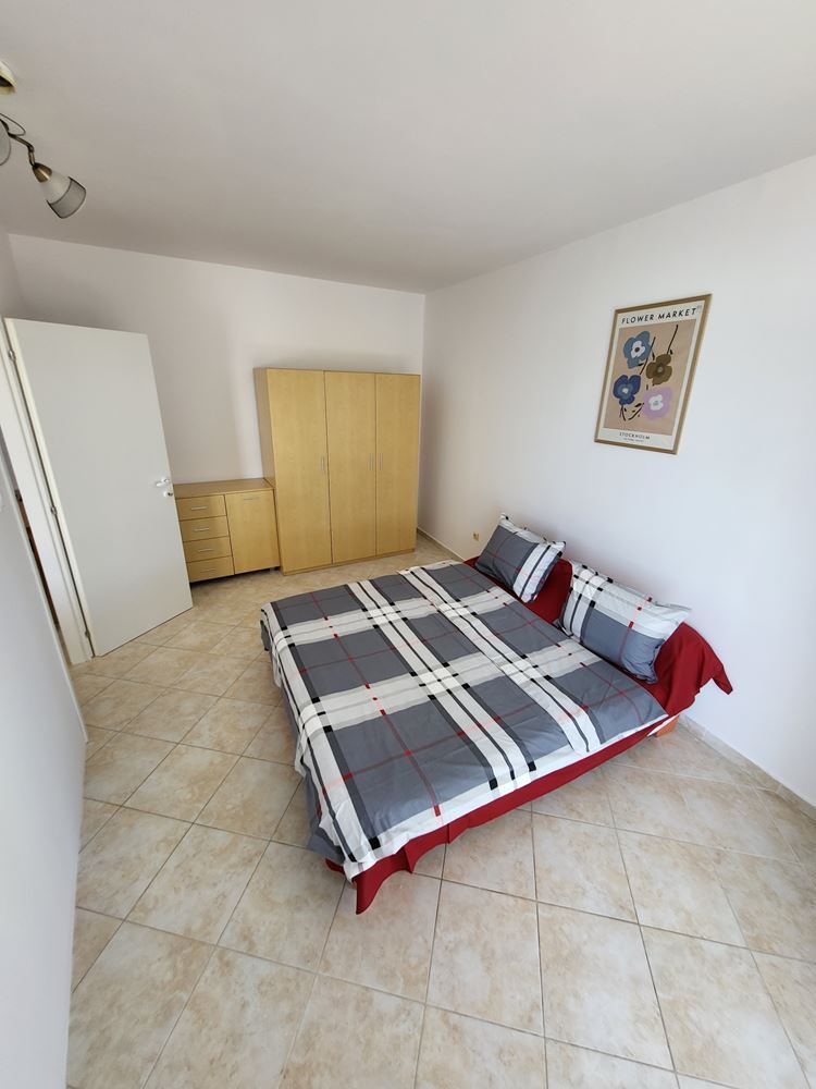 Small One-Bedroom Apartment with Direct Access to the Swimming Pool – A Cozy Property in a Complex with Extensive Facilities near Sunny Beach