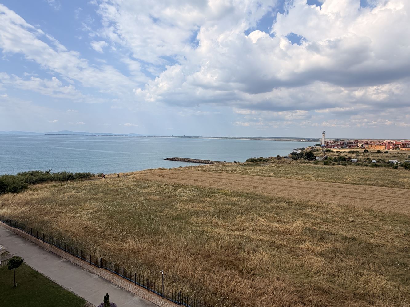 First Line with a Beautiful Sea Panorama – Spacious One-Bedroom Apartment with Two Terraces