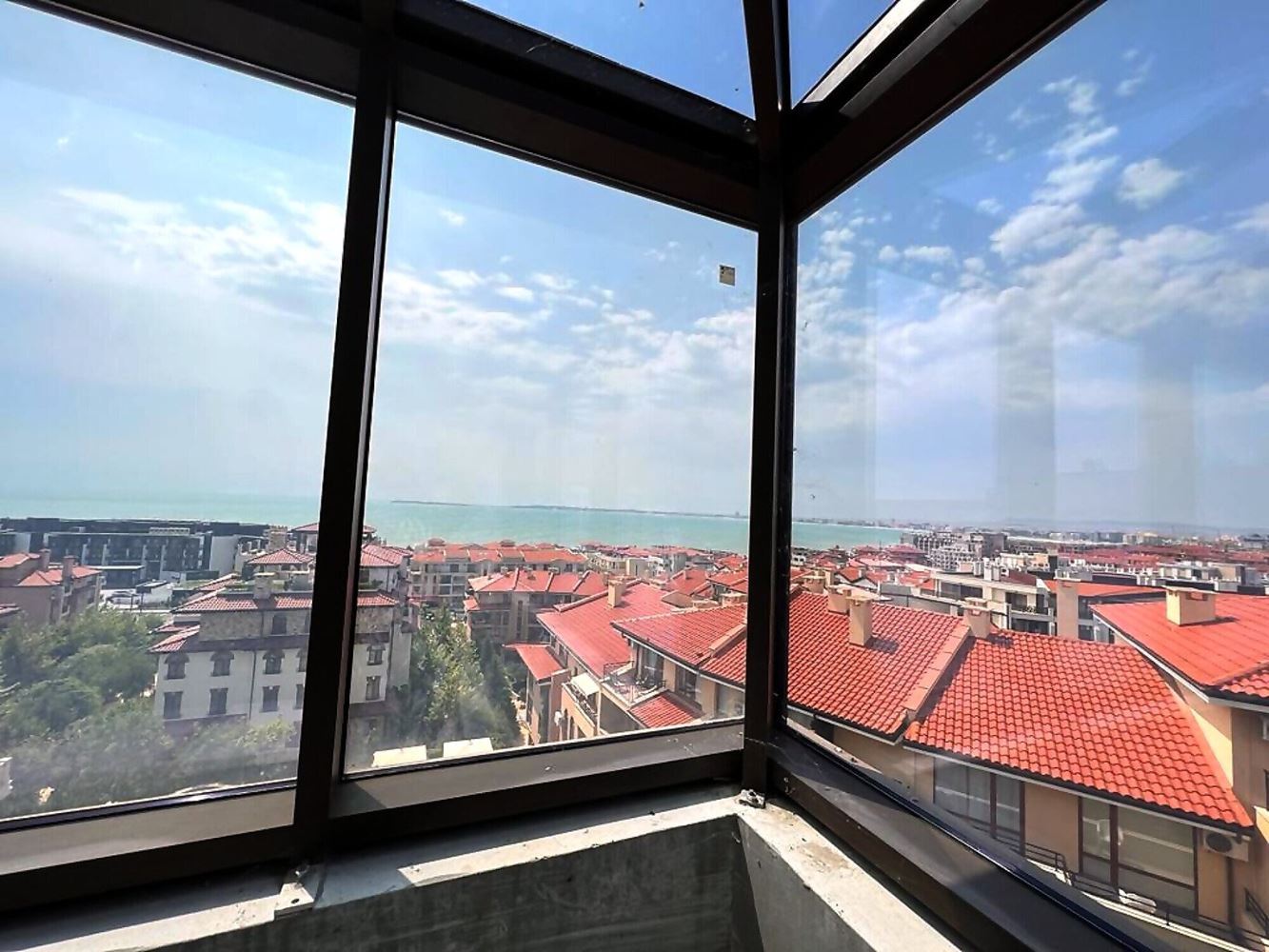 Three-Level Maisonette with Panoramic Sea Views, Private Sauna and Huge Terrace in Sveti Vlas