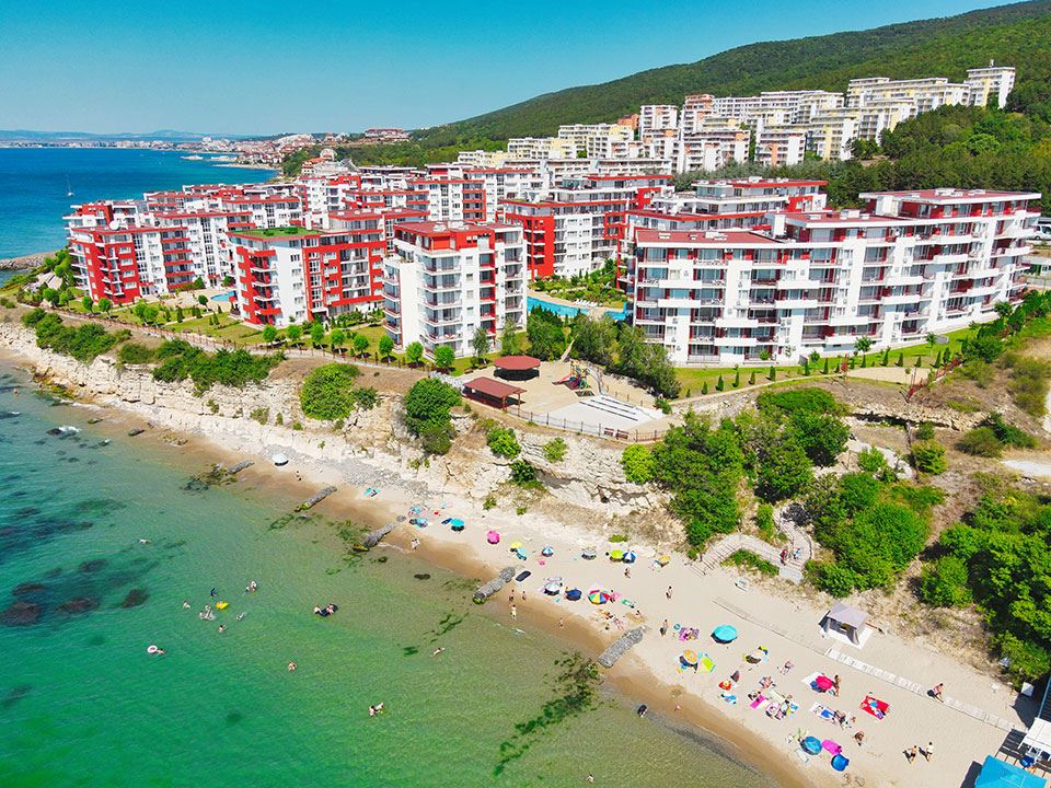 Wonderful One-Bedroom Apartment in Sveti Vlas with Sea View – Excellent Investment Just Steps from the Beach