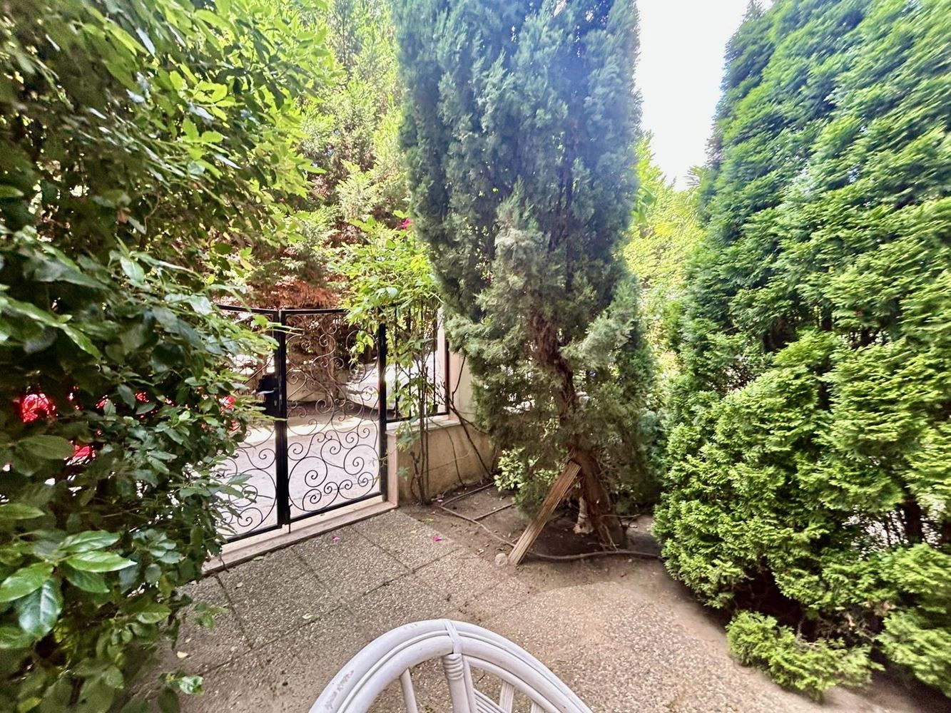 Luxury Maisonette with Garden in an Elite Complex – Comfort and Relaxation Near the Sea