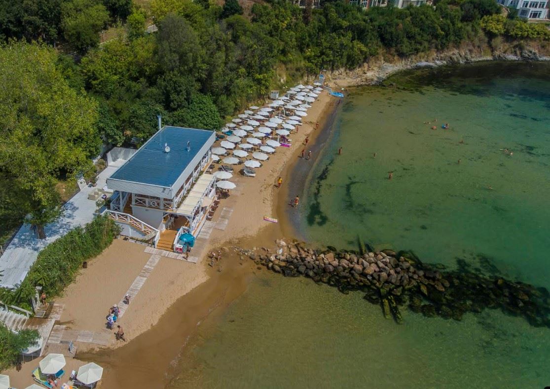 First Line in Chernomorets – Studio with Sea View